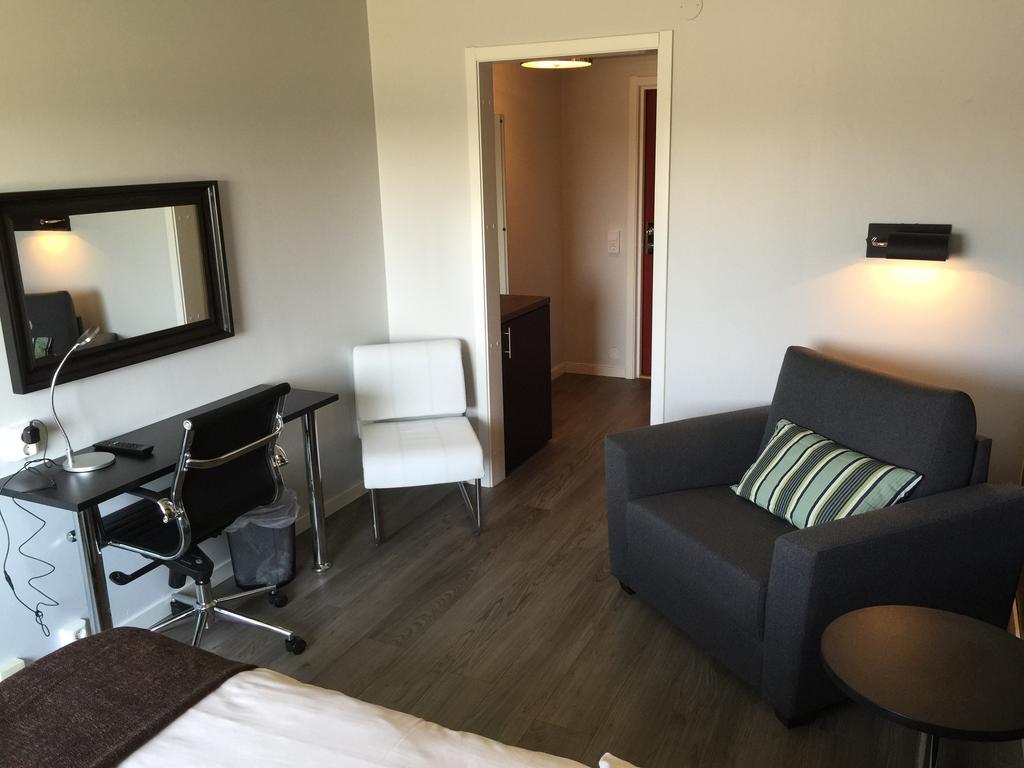 Hotell Smedjan Pajala Kamer foto